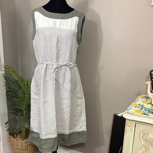 Malvin Striped Sleeveless Linen Dress with Gray Accents women’s size 8